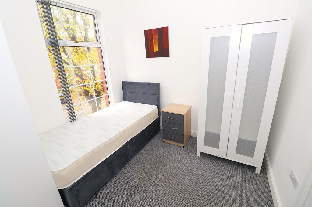 Property photo 1 of 7 Img_7013