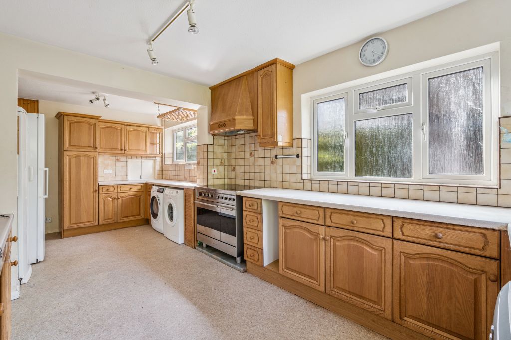 Property photo 3 of 9