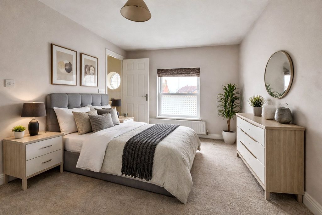 Property photo 3 of 21 Picture No. 44