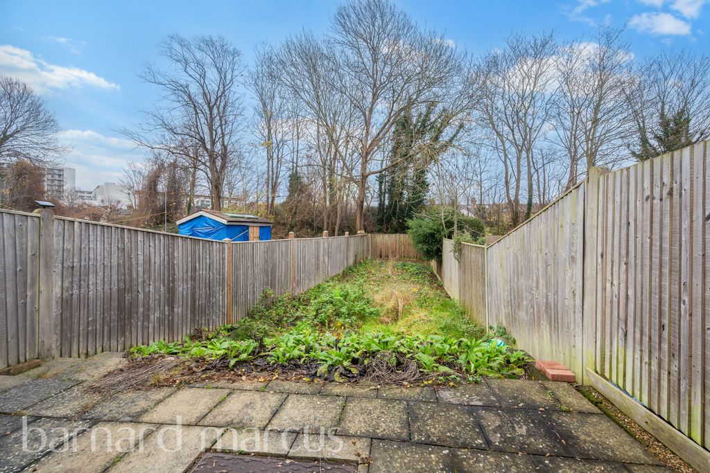 Property photo 3 of 8 Image