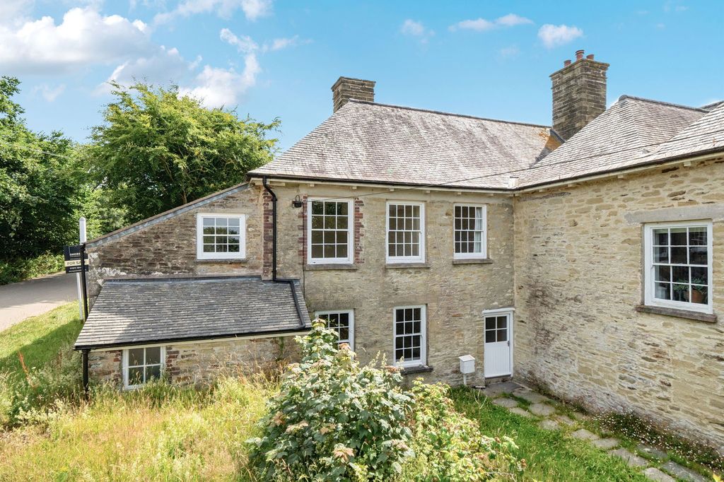 Property photo 3 of 20