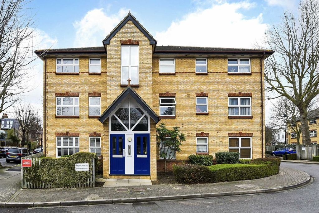 Property photo 1 of 6