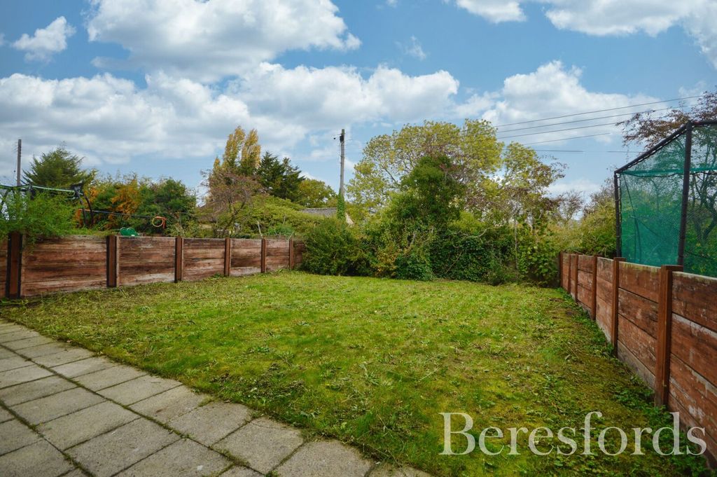 Property photo 2 of 17 Picture No. 20