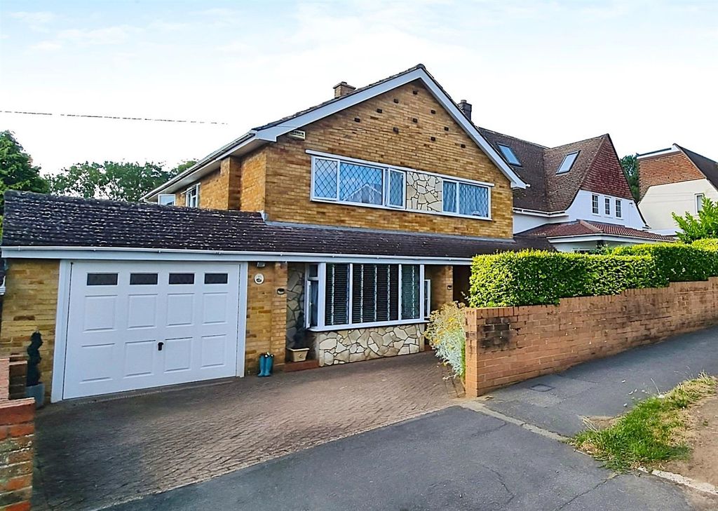 Property photo 1 of 24 37Bd5A03-Photo-2025-07-14-18-16-02 20 281 29.Jpg