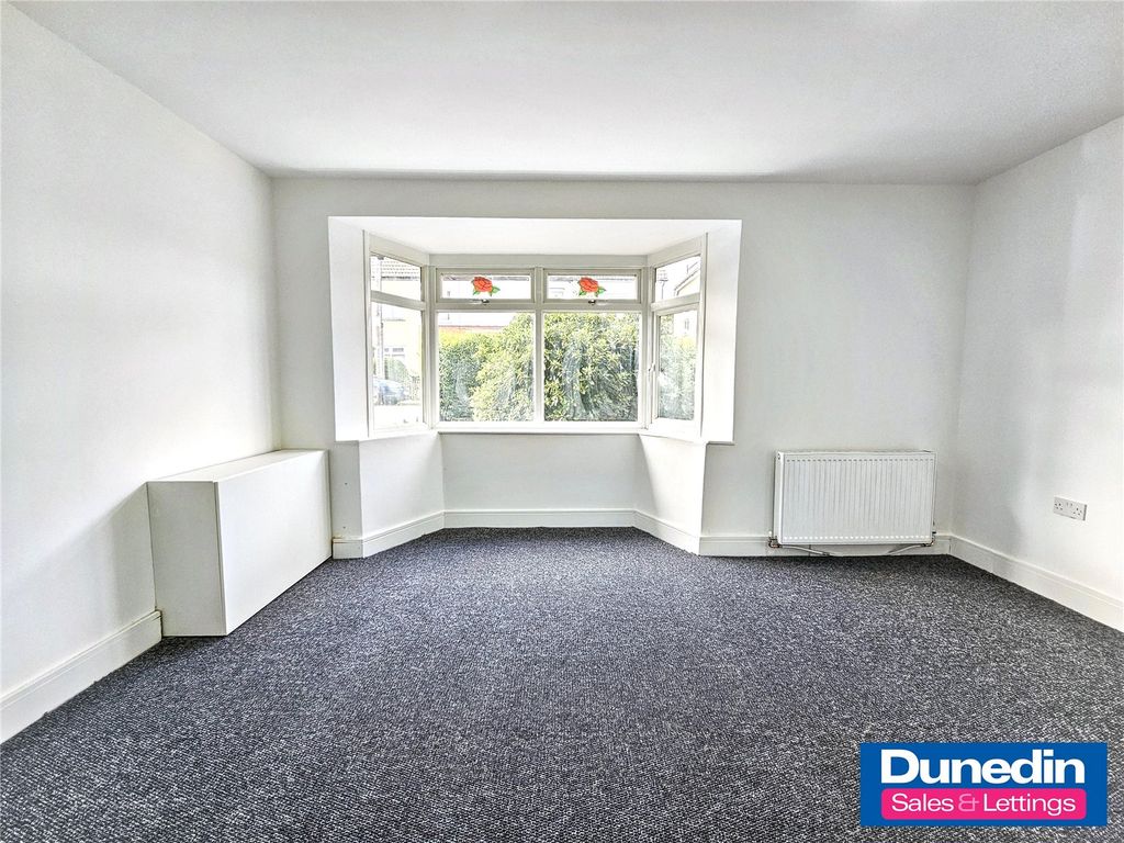 Property photo 2 of 15 Picture No. 16