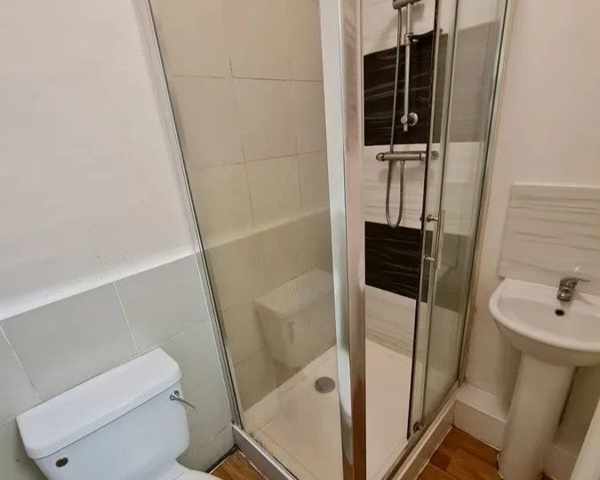 Property photo 3 of 3