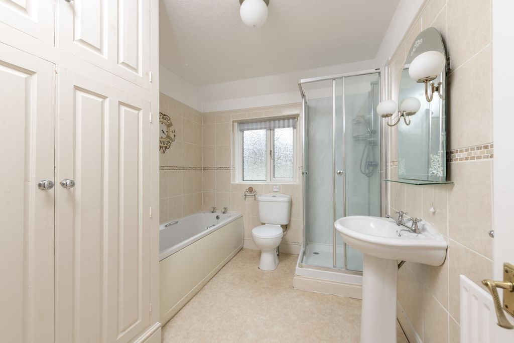 Property photo 3 of 24