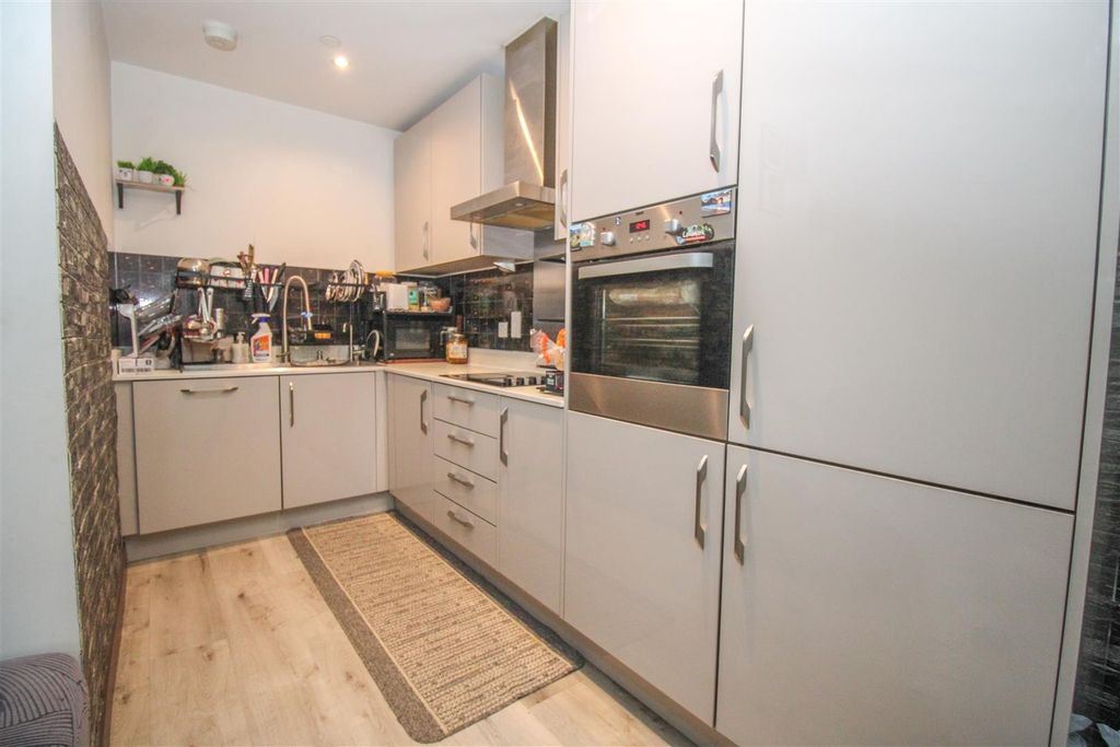 Additional image 5 of 2 bed flat for saleMoore House, Harlow CM20