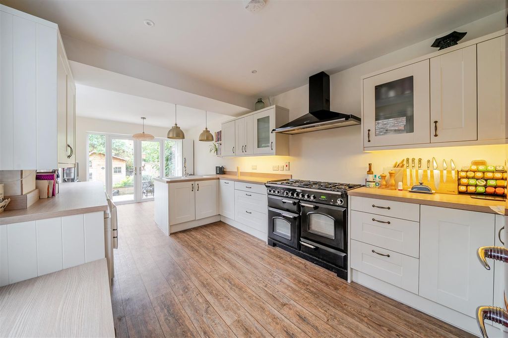 Property photo 3 of 13 1364177-2-68Ecf756F3A66.Jpg