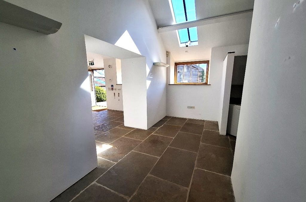 Property photo 3 of 7 Picture 3.Jpg