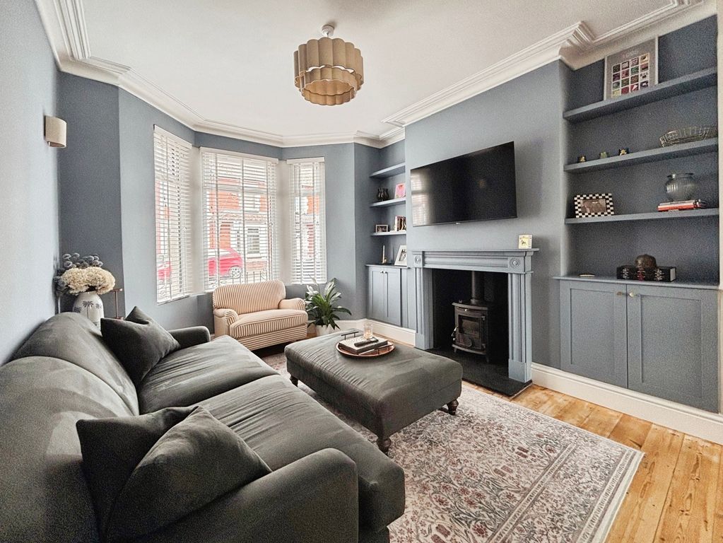Property photo 2 of 22 Pbox-Img.Jpg
