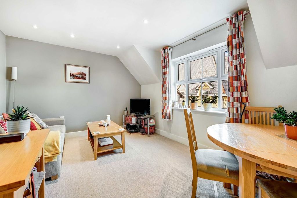 Property photo 3 of 5