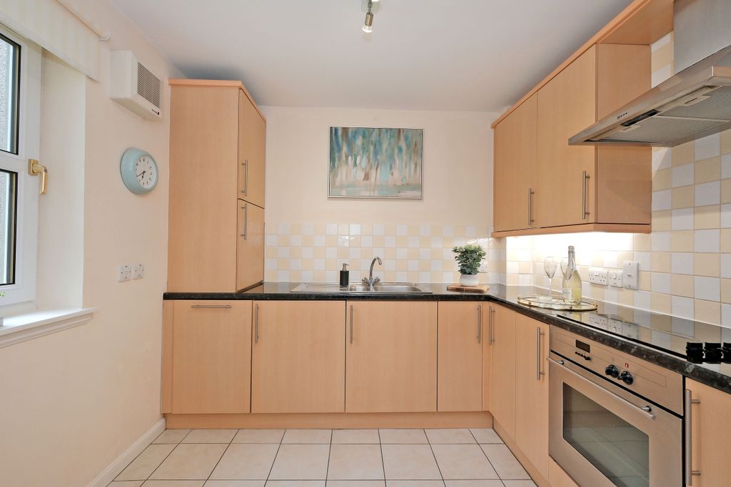 Additional image 22 of 2 bed flat for saleKing's Gate, The West End, Aberdeen AB15