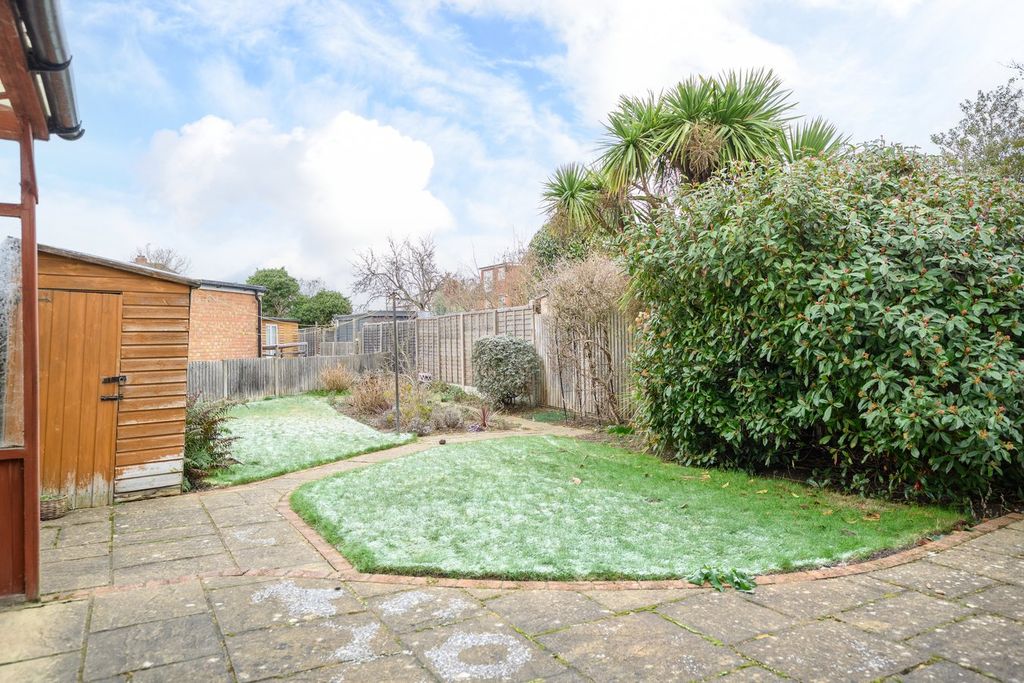 Property photo 3 of 12