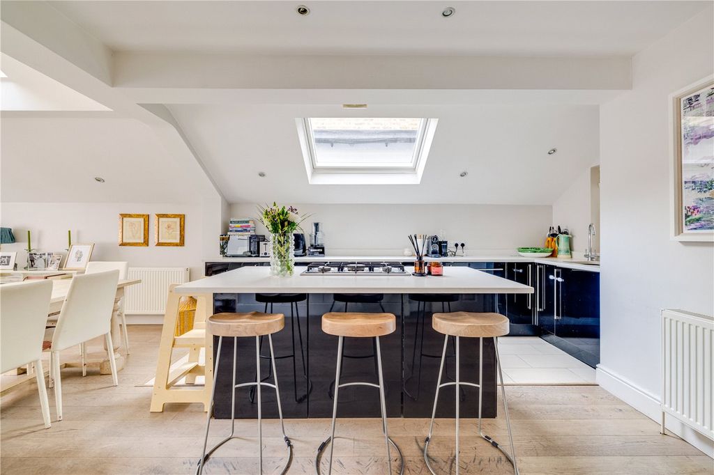 Property photo 2 of 16 Picture No. 39