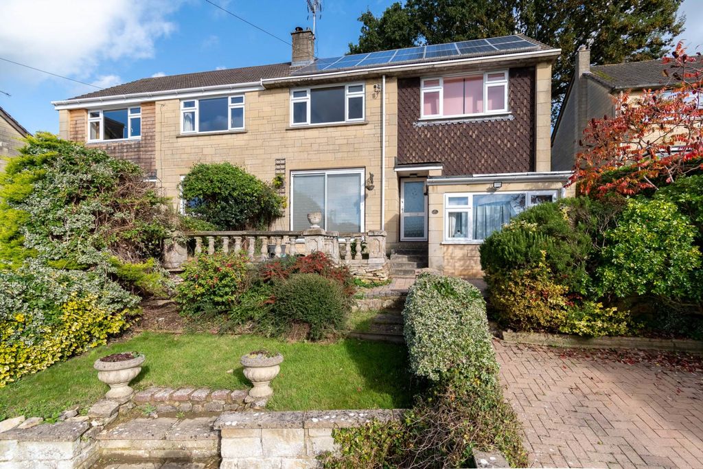 Property photo 1 of 20
