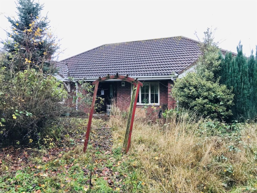 Property photo 3 of 3