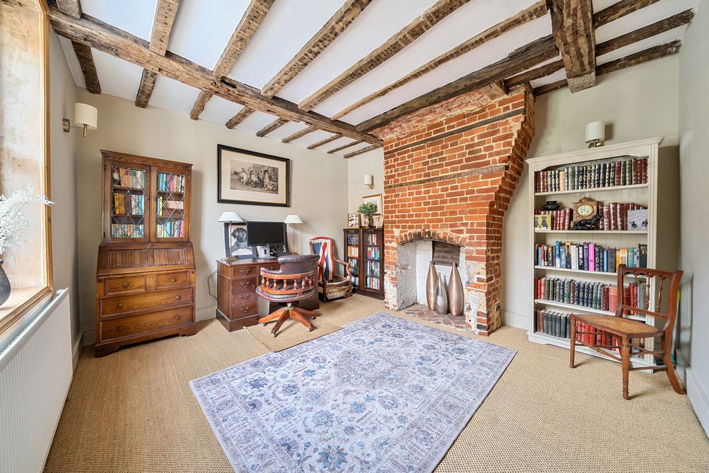 Property photo 2 of 14