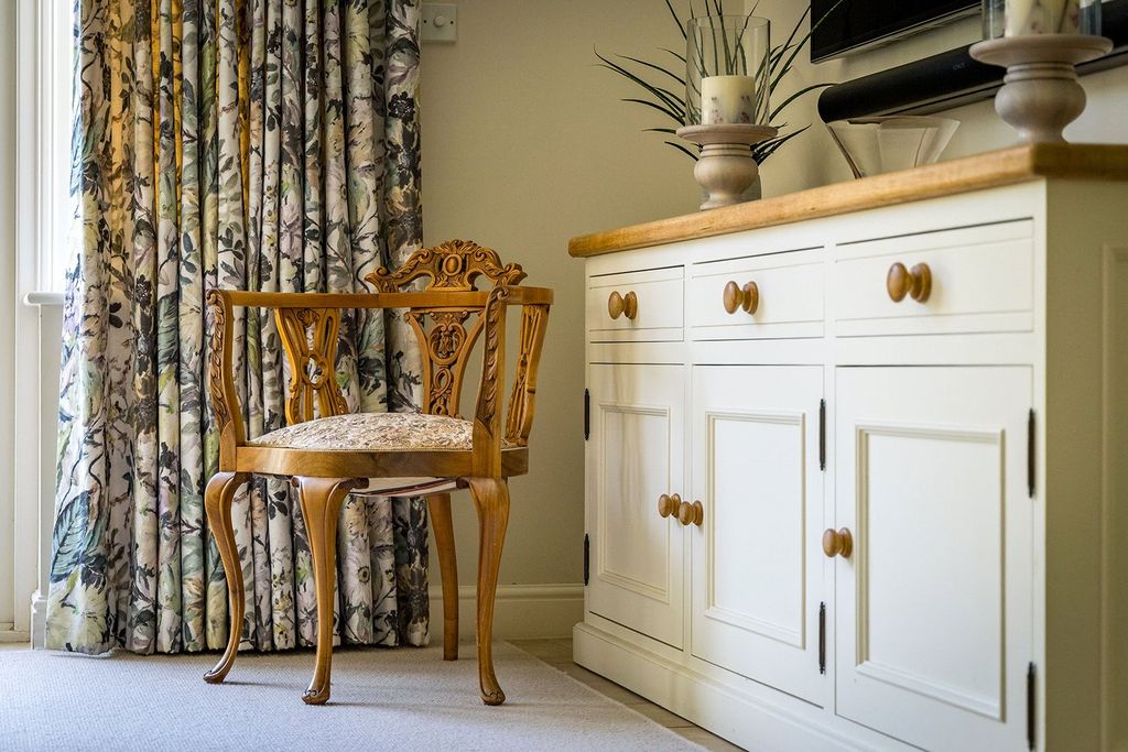 Additional image 32 of 5 bed detached house for saleThe Hydons, Salt Lane, Hydestile, Godalming GU8