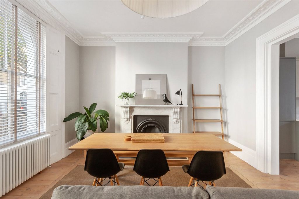 Property photo 3 of 16 Picture No. 20