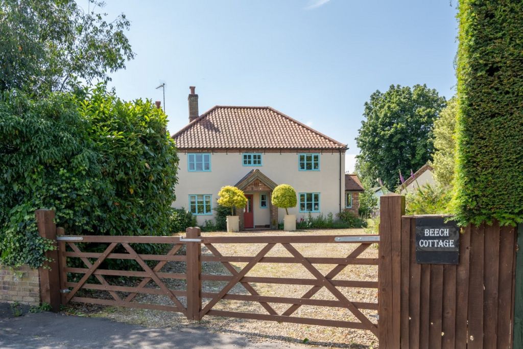 Property photo 1 of 28