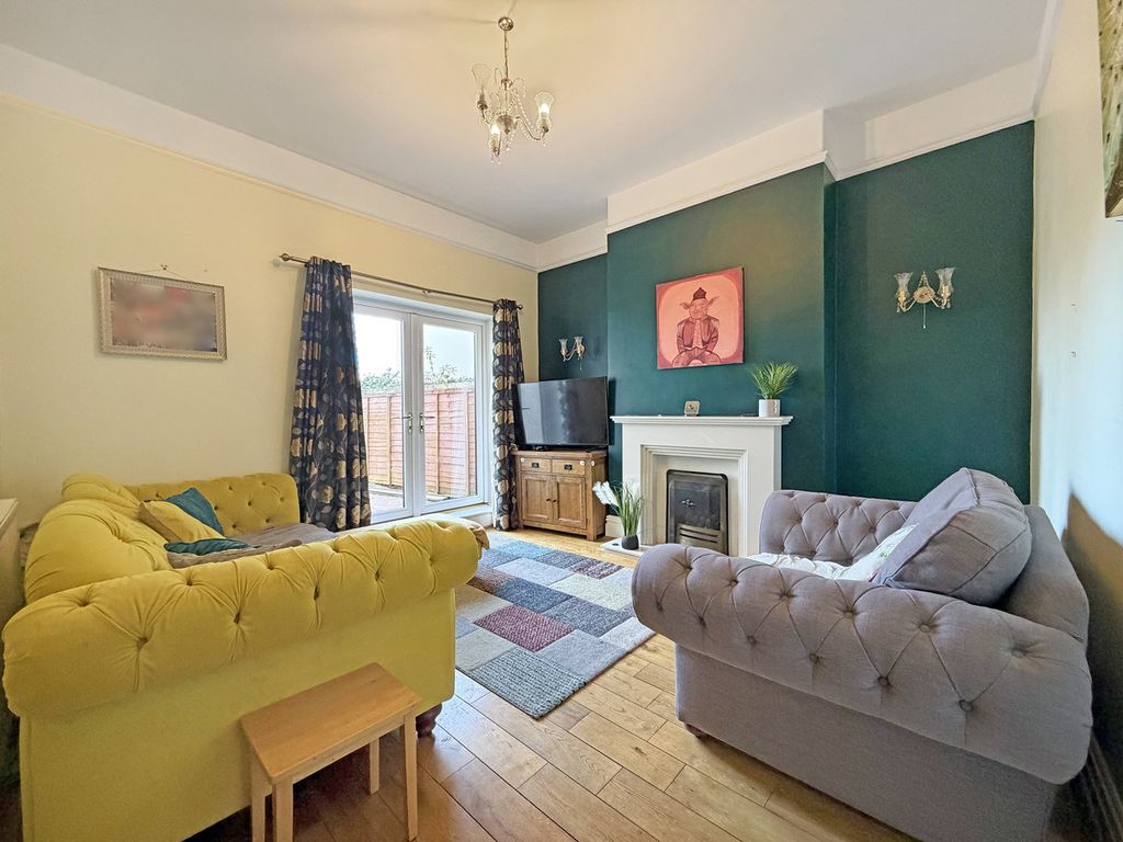 Property photo 3 of 47