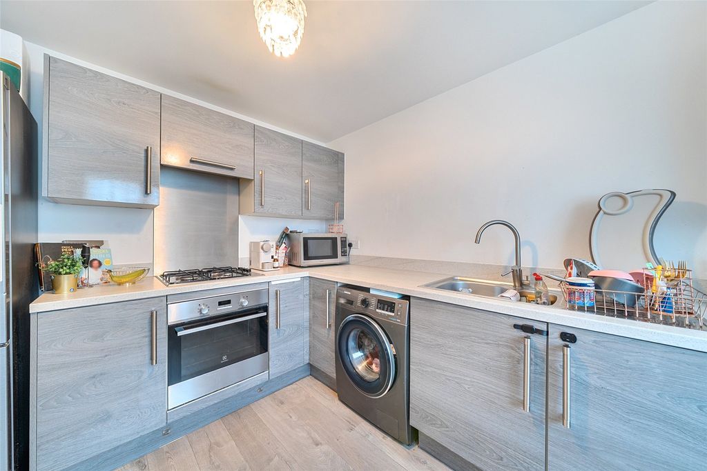 Property photo 3 of 17 Picture No. 16