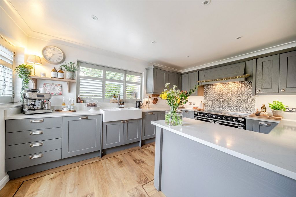 Additional image 7 of 5 bed semi-detached house for saleSpringfield Close, Westham, East Sussex BN24