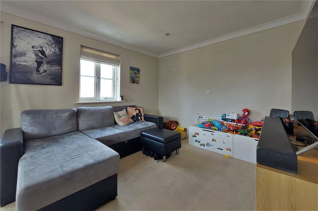 Property photo 3 of 6 Picture No. 02