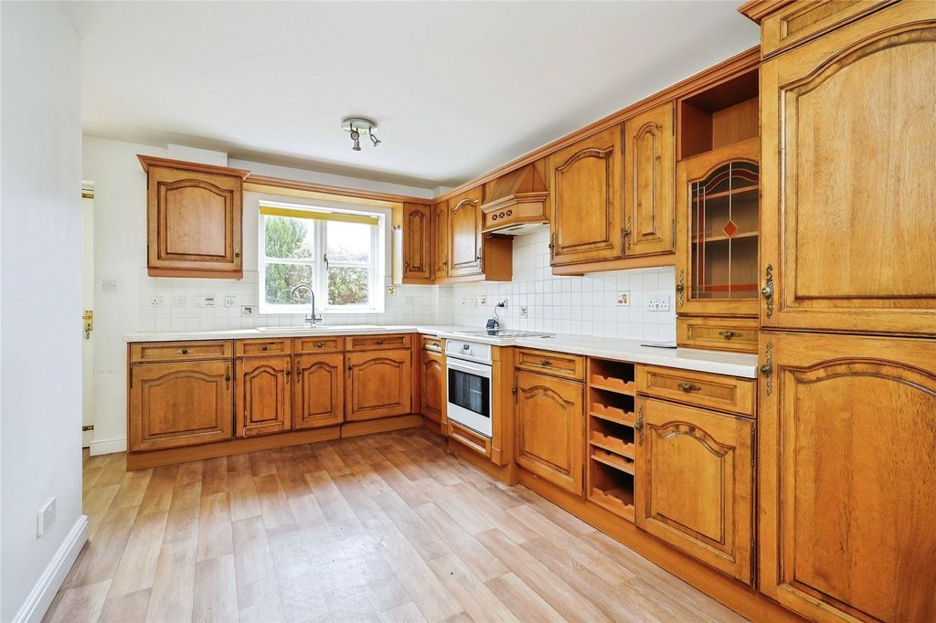 Property photo 2 of 10 Picture No. 05