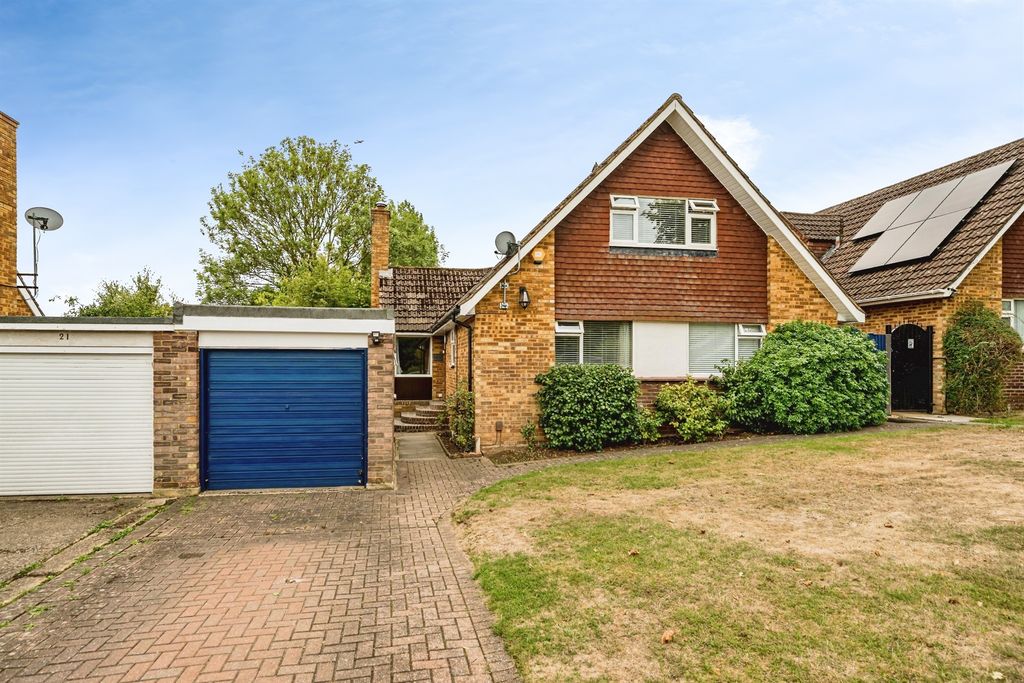 Property photo 1 of 18