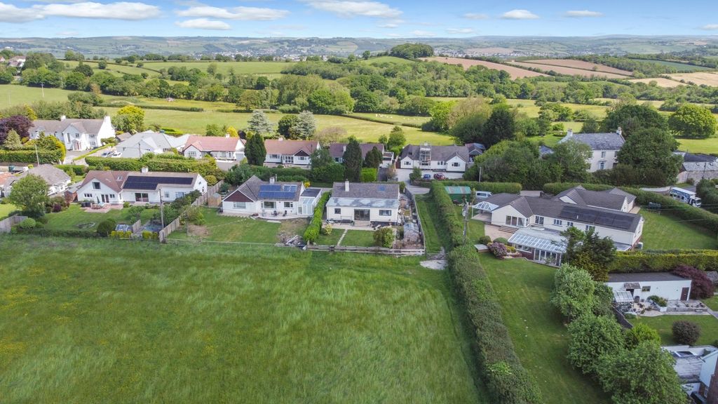 Property photo 2 of 17 Dji_0595