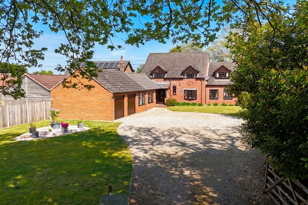 Property photo 1 of 48