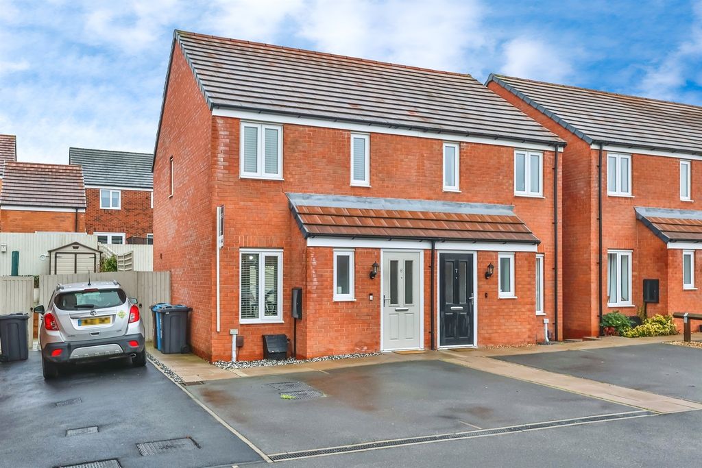 Property photo 1 of 22