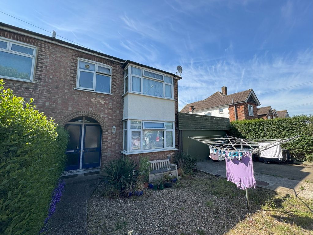 Property photo 2 of 5