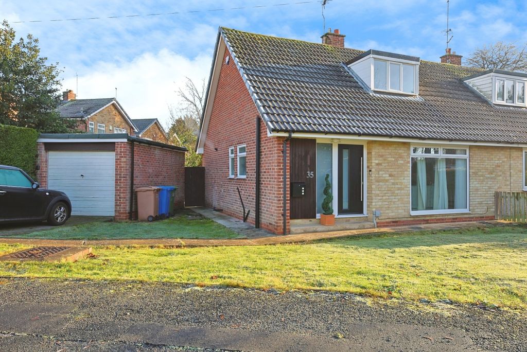 Property photo 2 of 16 4668525