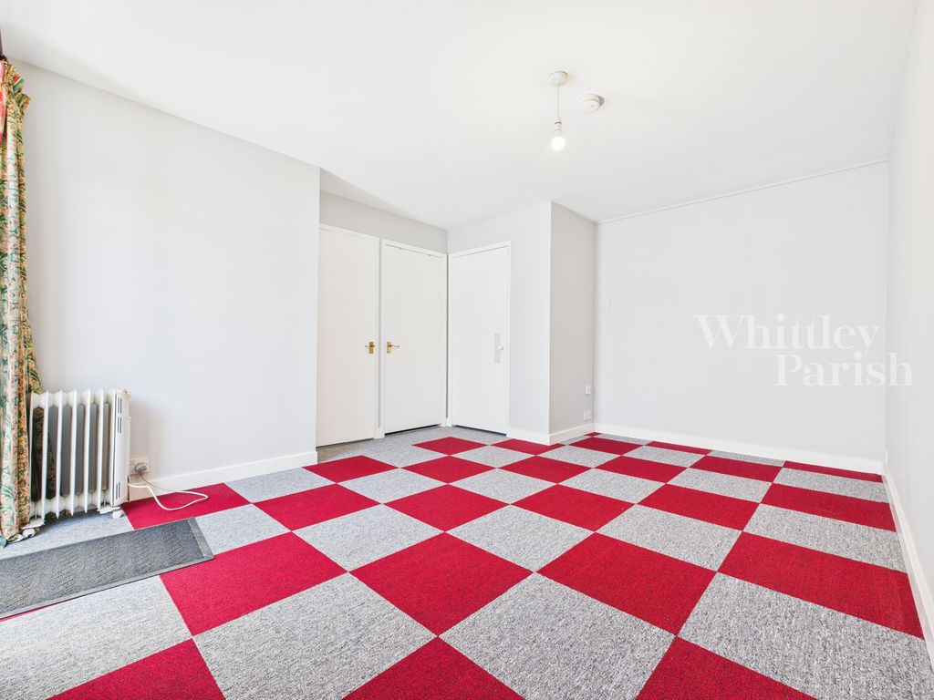 Property photo 2 of 14 Cam04332G0-Pr0576-Still010