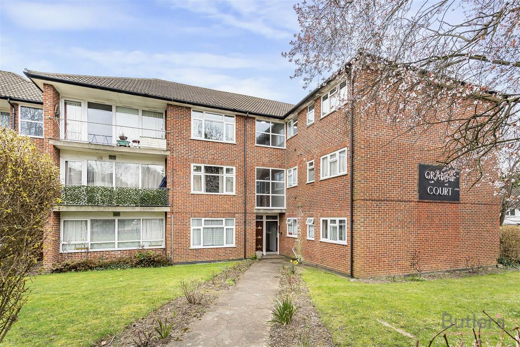 Property photo 1 of 9