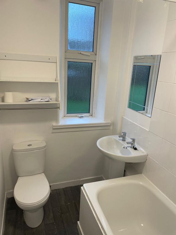 Property photo 3 of 7 Picture No. 10