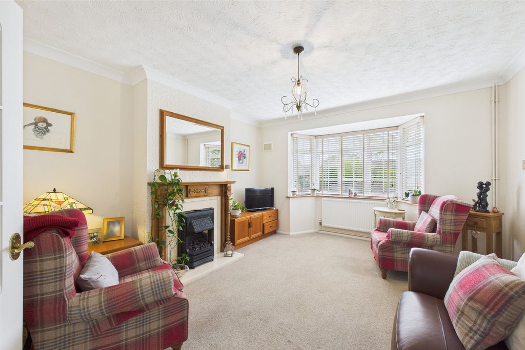 Property photo 3 of 15