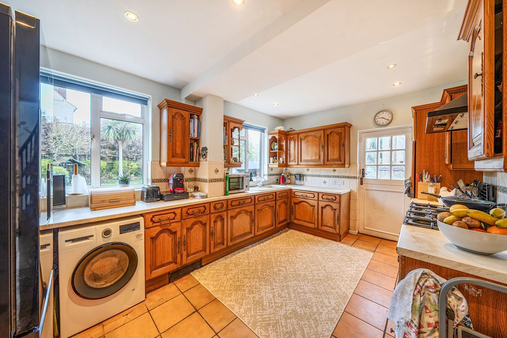 Property photo 3 of 21 1429353-11-69B290...