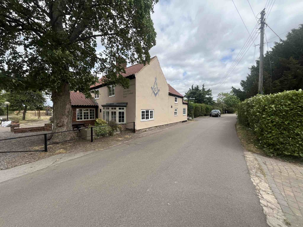 Property photo 3 of 14
