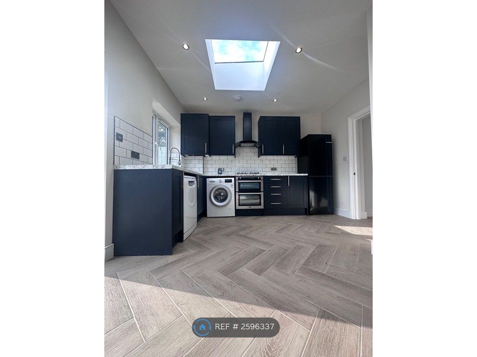 Property photo 1 of 30