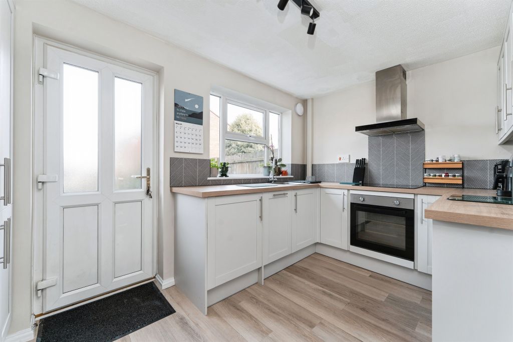 Property photo 3 of 17