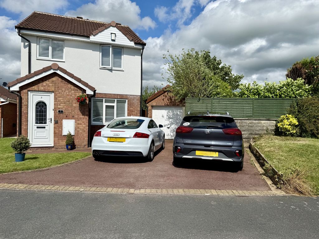 Property photo 1 of 30