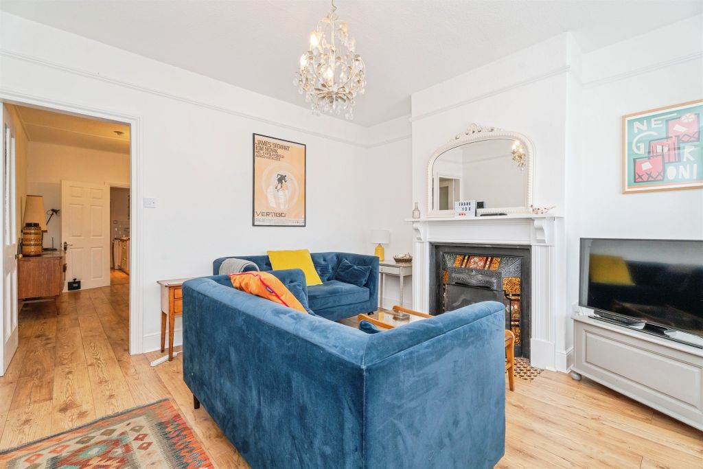 Property photo 2 of 18