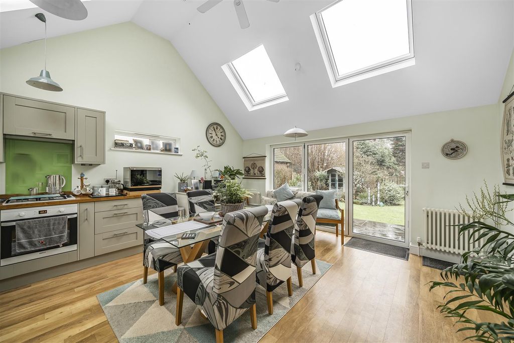 Property photo 2 of 12 934127 (4).Jpg