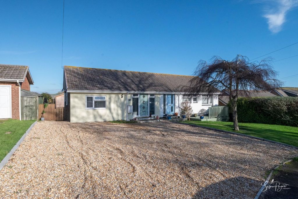 Property photo 1 of 29 Summer Breeze