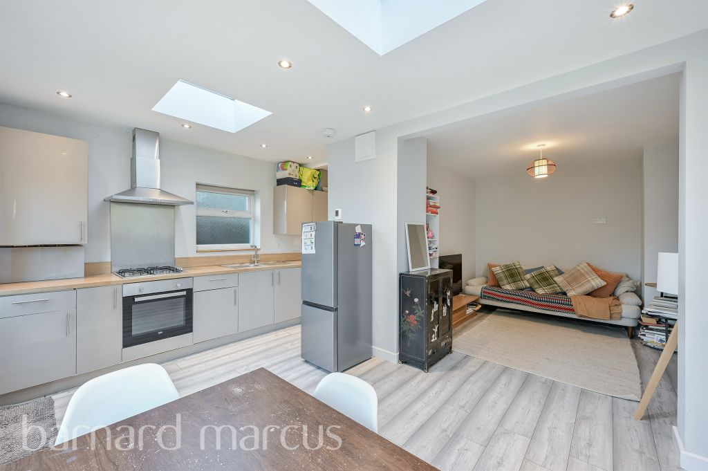 Property photo 2 of 12