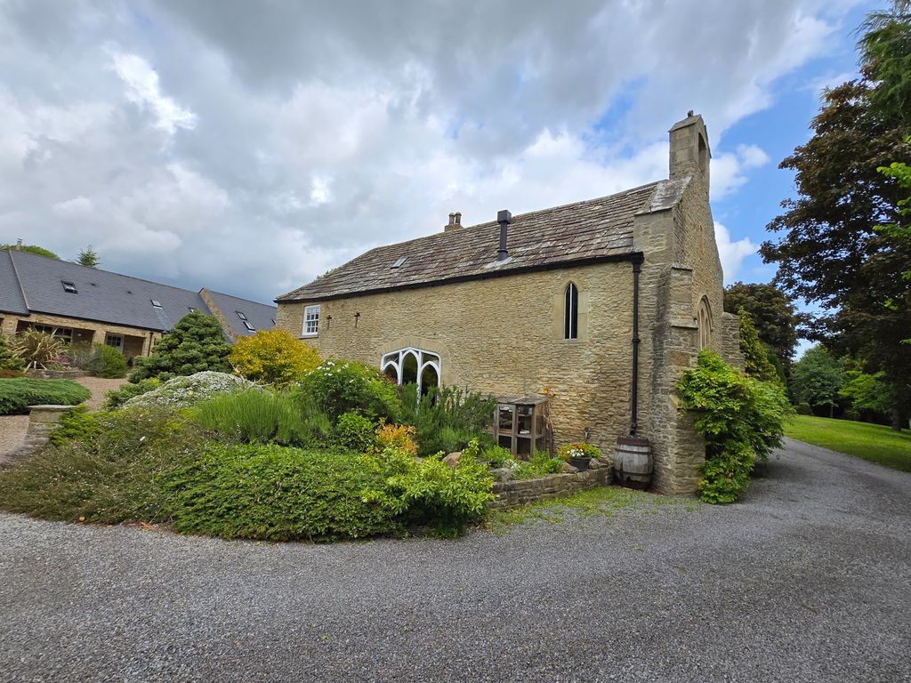 Property photo 1 of 36